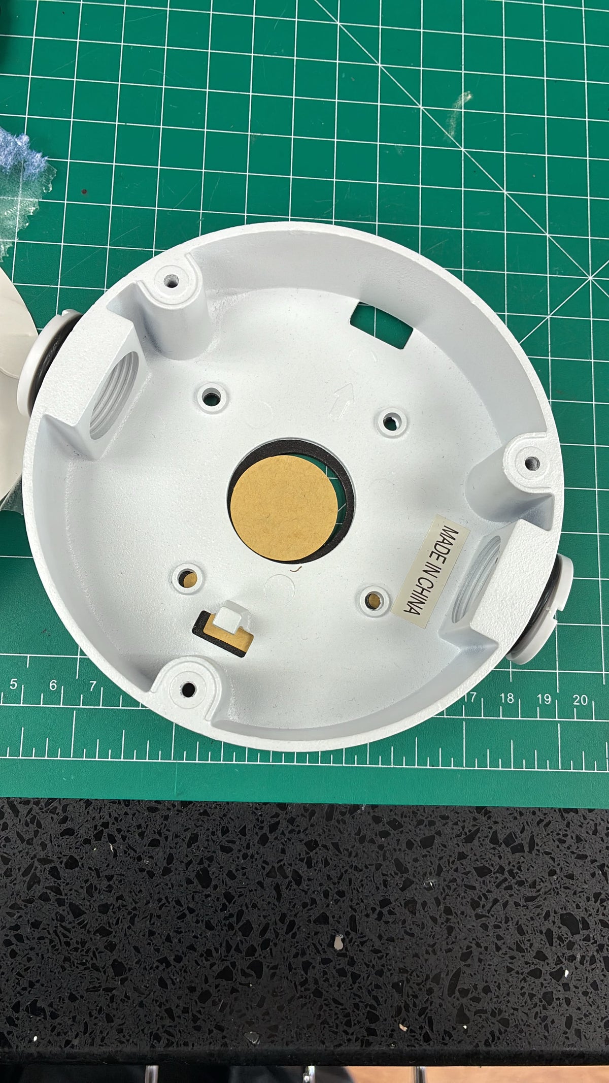 BOX-JBOX3W aluminum junction box, inside view with mounting holes and cable entry