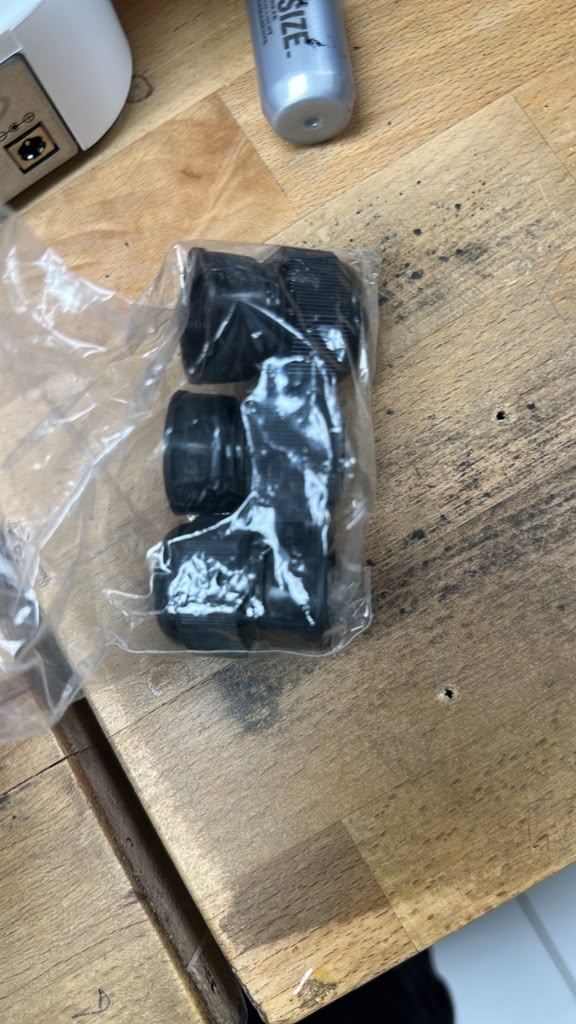 Included spare waterproof gland kit